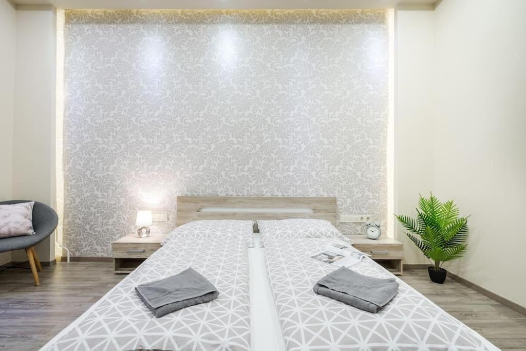 Apartment Szalag Utca 6 Luxurious Flat Castle District *