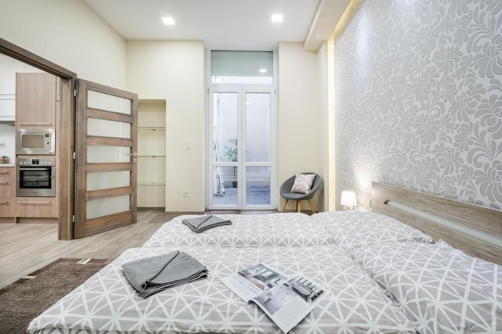 Apartment Szalag Utca 6 Luxurious Flat Castle District Budapest